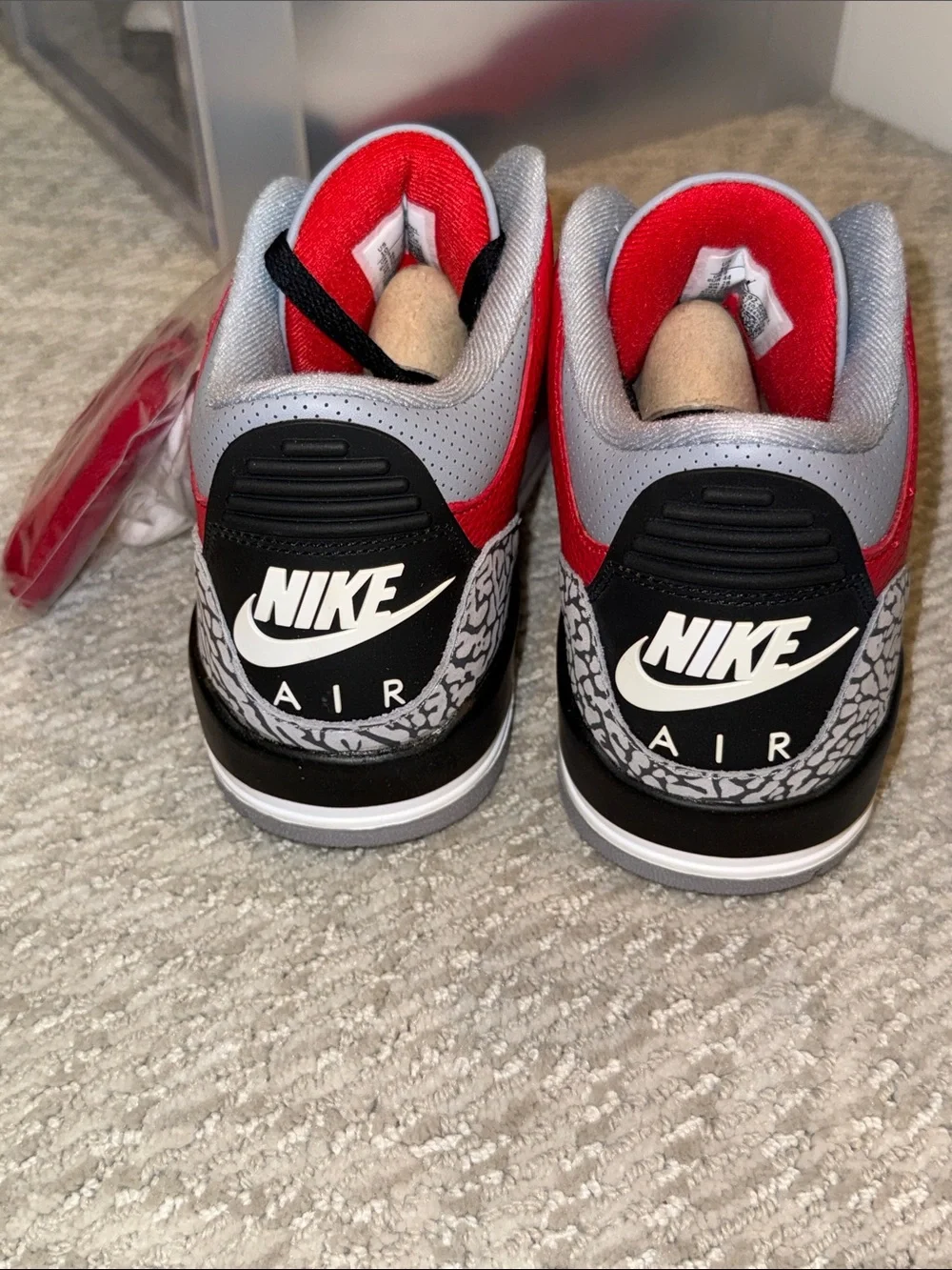 Jordan 3 Red Cement
